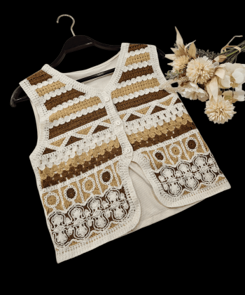 Gilet en Laine Decoratif sur Vetement  REF M