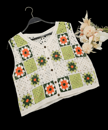 Gilet en Laine Decoratif sur Vetement  REF W