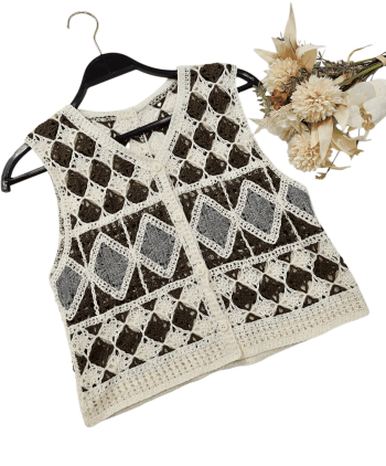 Gilet en Laine Decoratif sur Vetement  REF P