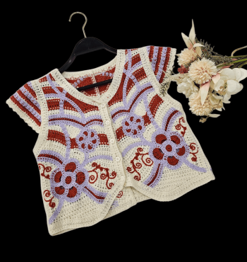 Gilet en Laine Decoratif sur Vetement  REF C