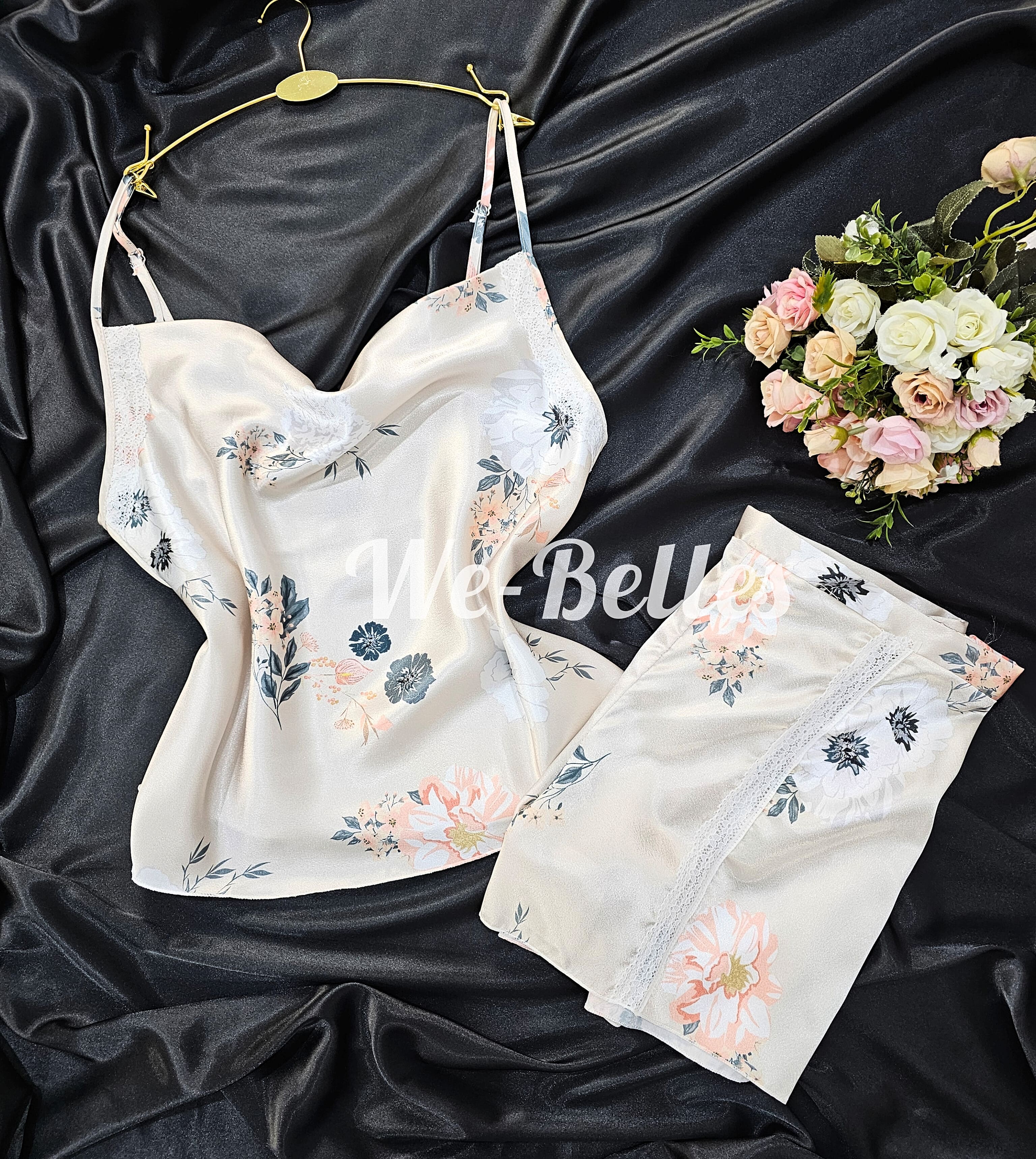 Short en Satin D21